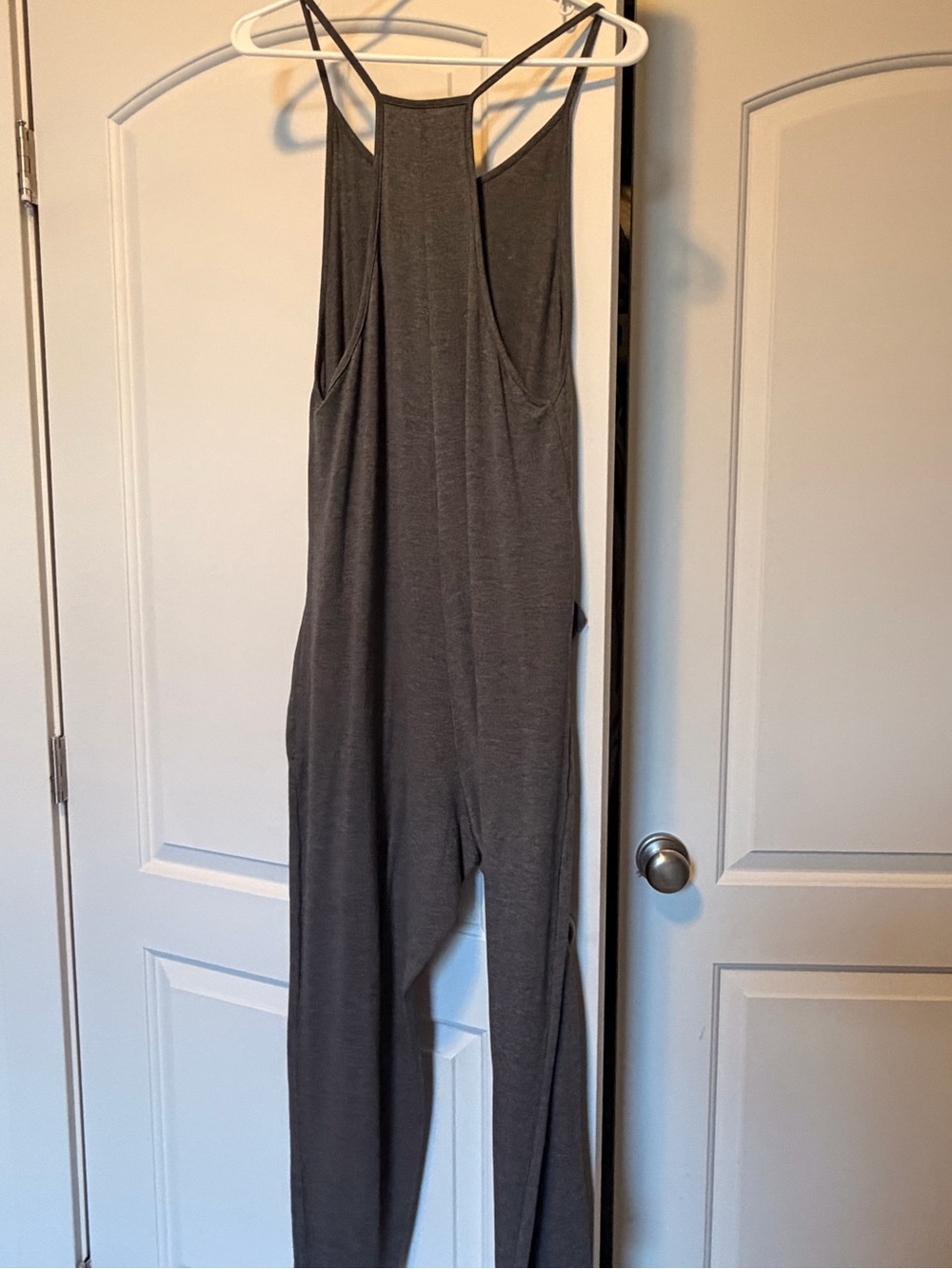 Cupshe Women’s Gray Sleeveless Jumpsuit